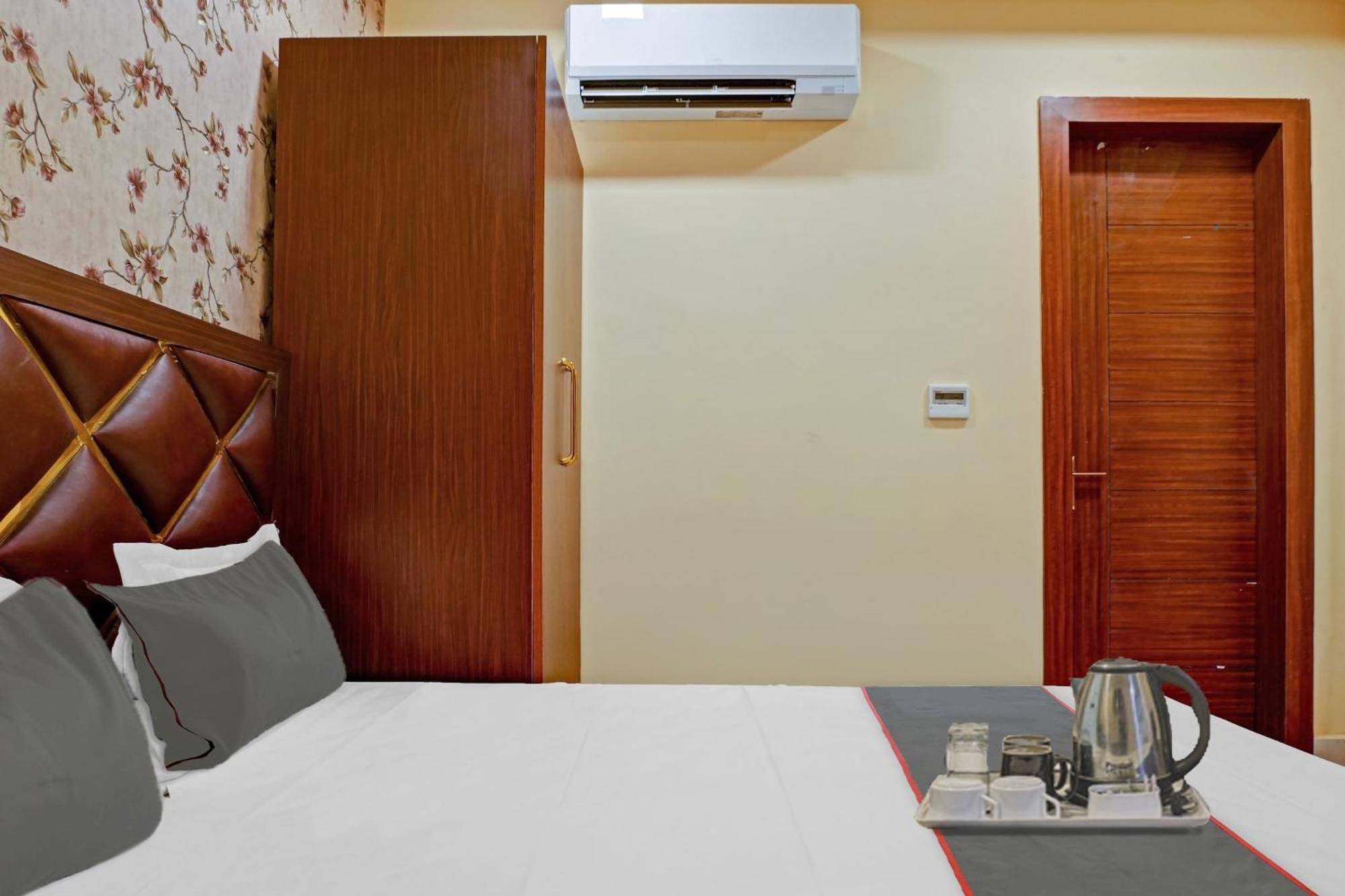 Hotel O Blue Diamond Allāhābād Junction Dış mekan fotoğraf