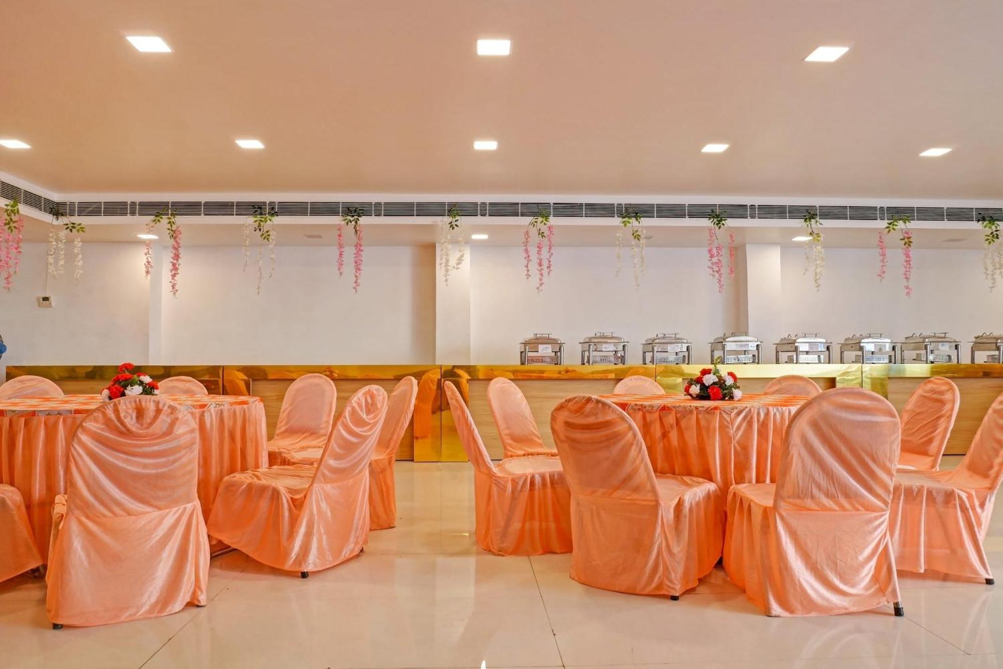 Hotel O Blue Diamond Allāhābād Junction Dış mekan fotoğraf