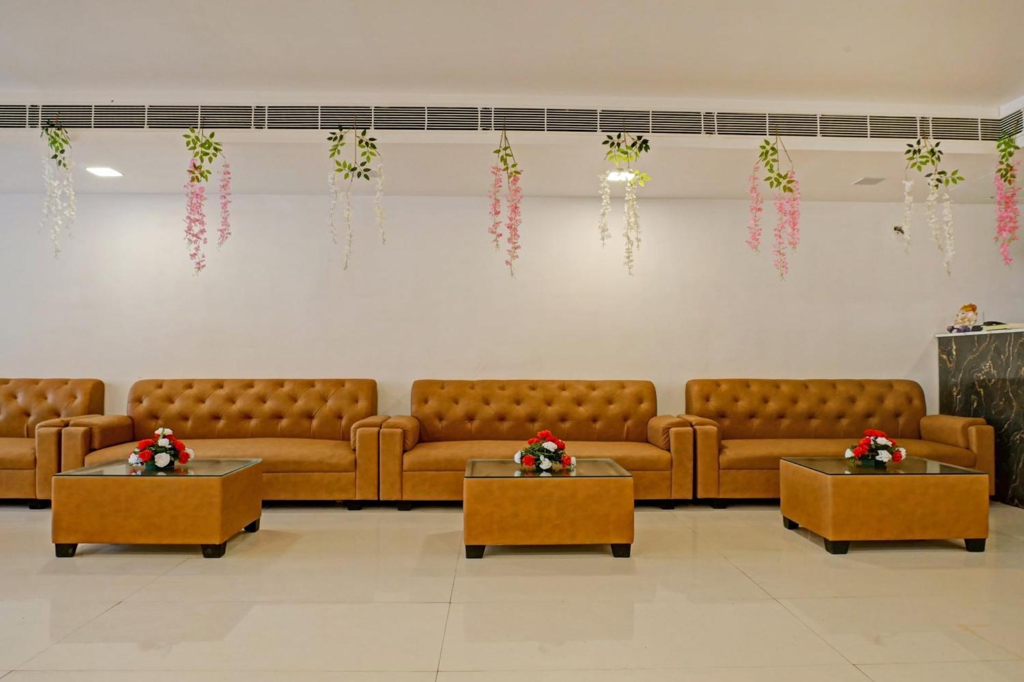 Hotel O Blue Diamond Allāhābād Junction Dış mekan fotoğraf