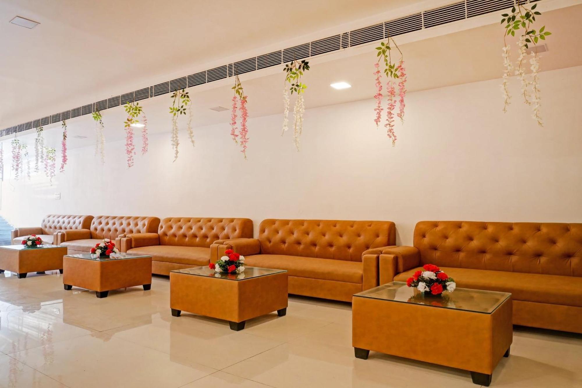 Hotel O Blue Diamond Allāhābād Junction Dış mekan fotoğraf