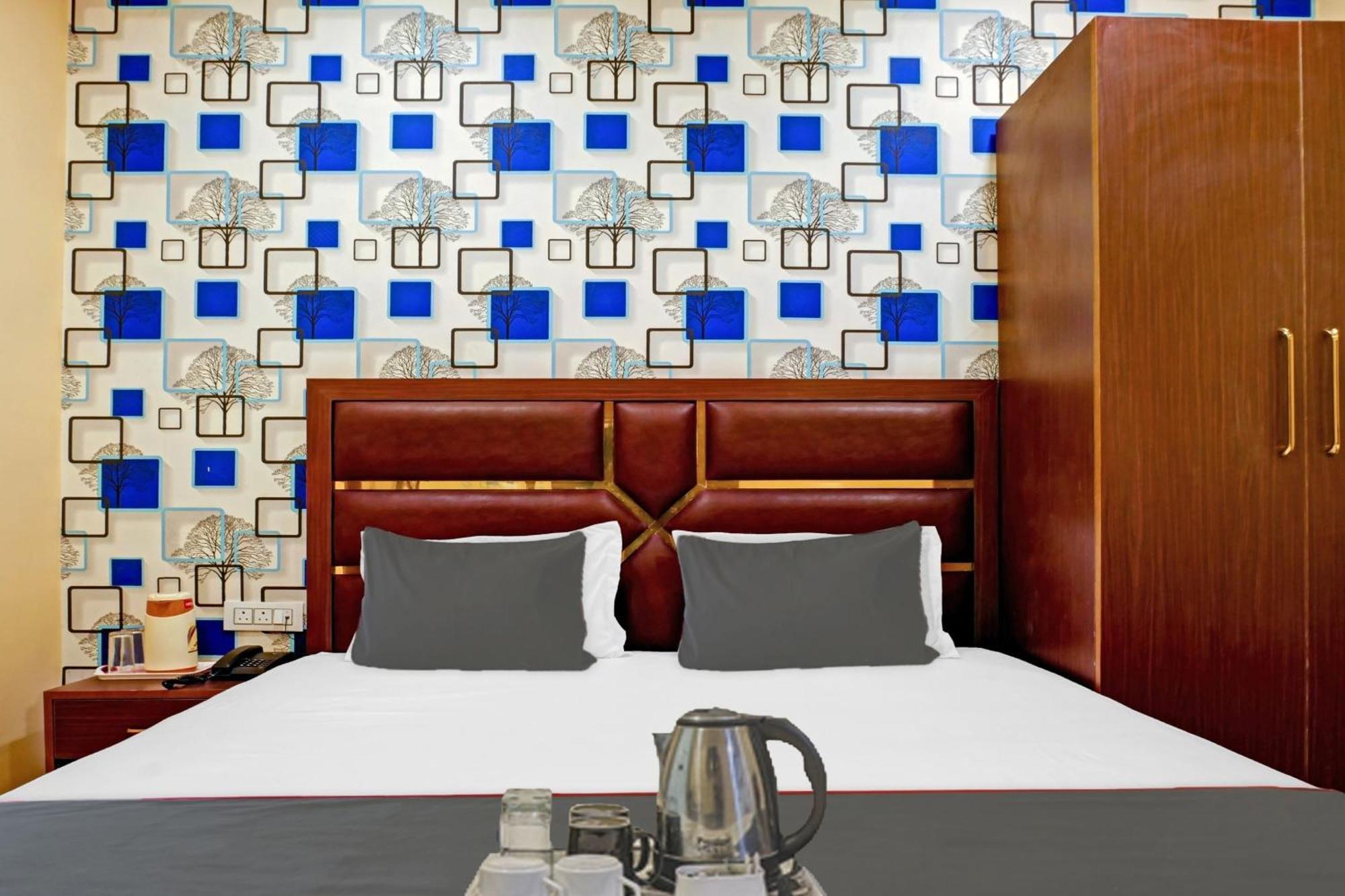Hotel O Blue Diamond Allāhābād Junction Dış mekan fotoğraf