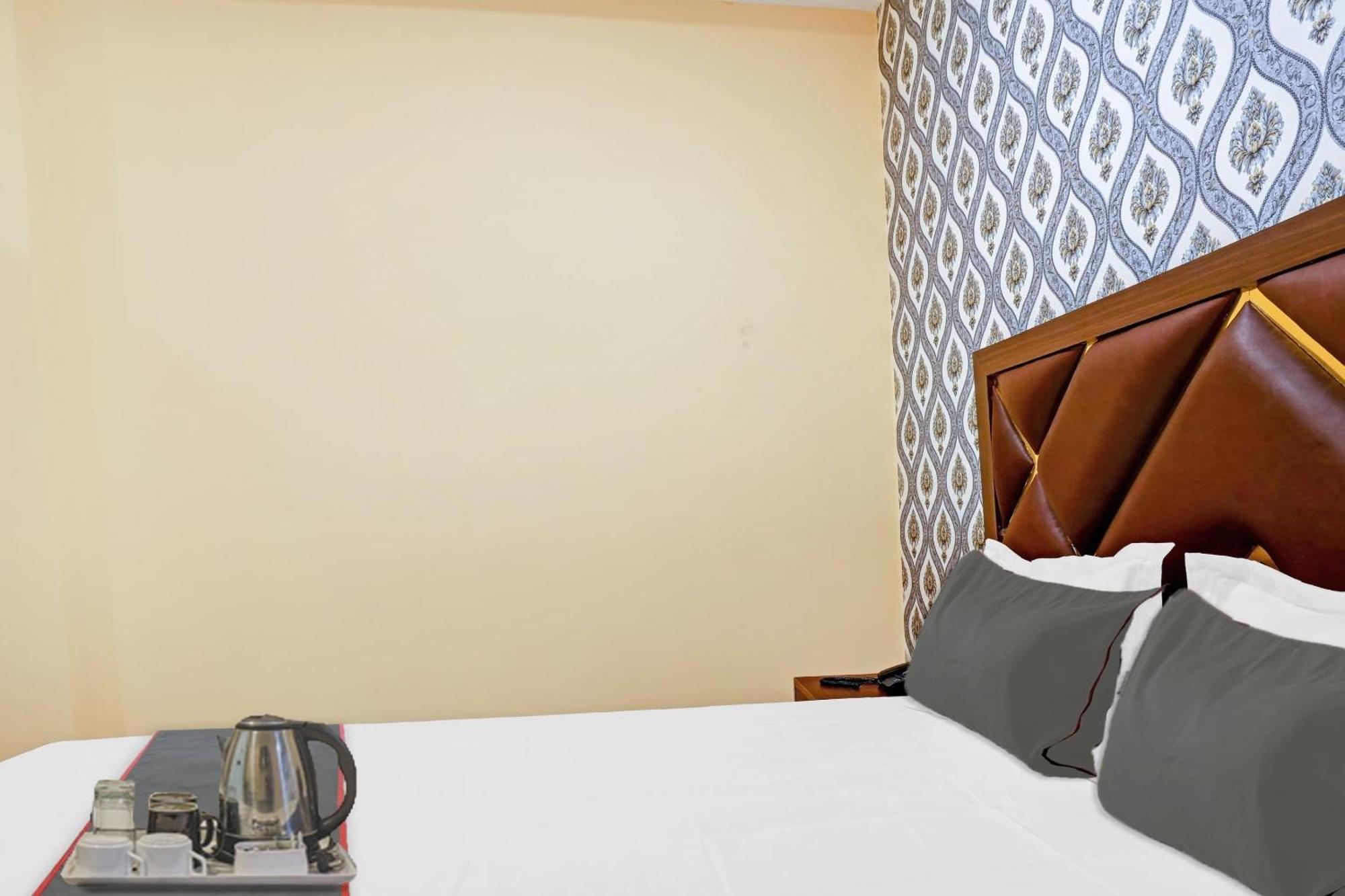 Hotel O Blue Diamond Allāhābād Junction Dış mekan fotoğraf