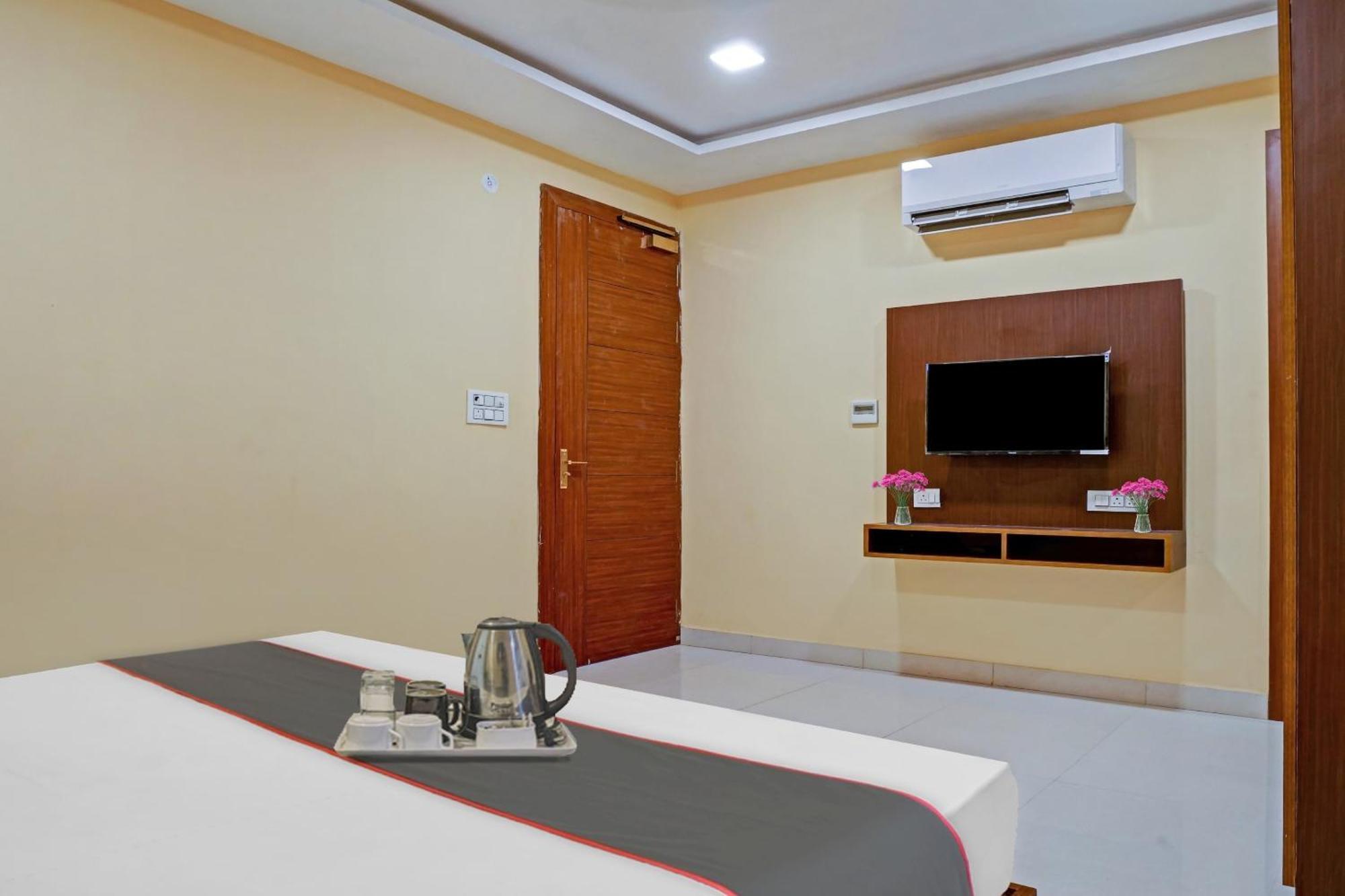 Hotel O Blue Diamond Allāhābād Junction Dış mekan fotoğraf