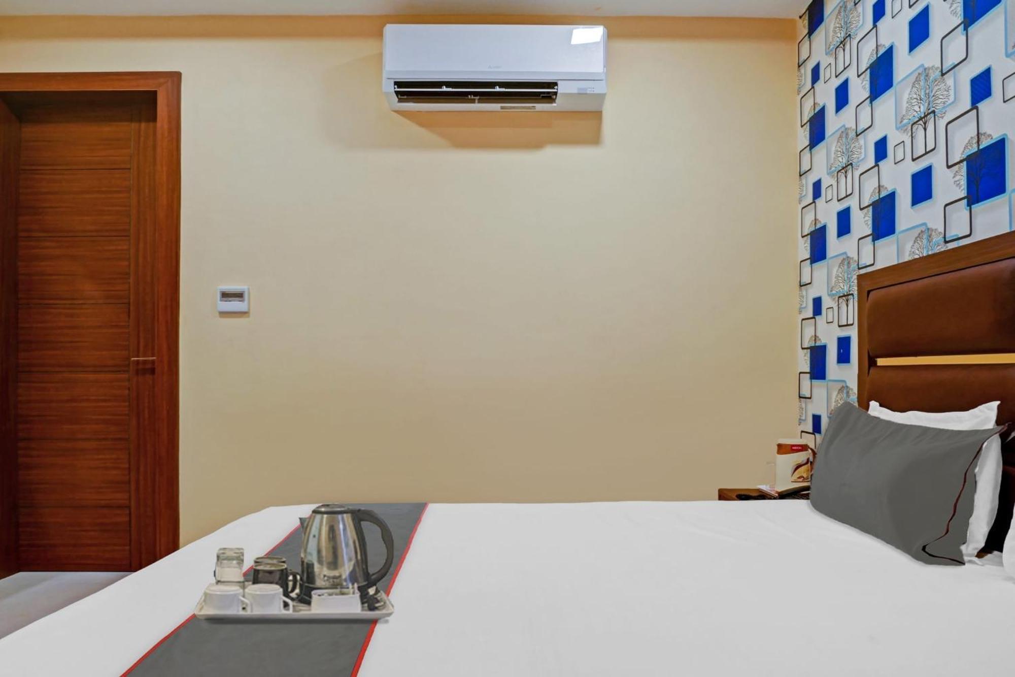 Hotel O Blue Diamond Allāhābād Junction Dış mekan fotoğraf
