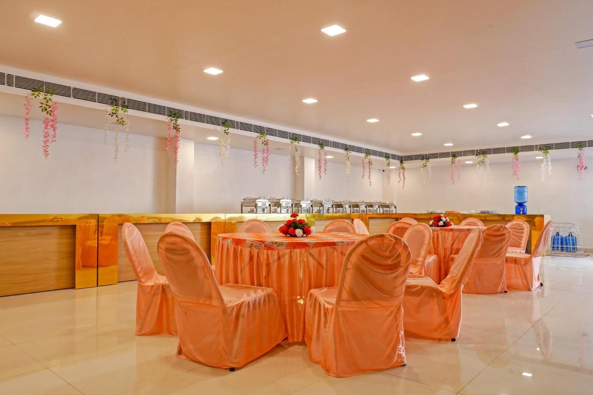 Hotel O Blue Diamond Allāhābād Junction Dış mekan fotoğraf